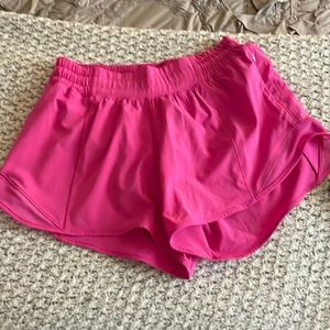 Lululemon hot pink hotty hot short